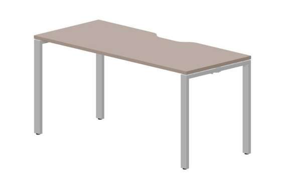 стол Strike 1580х680х750мм (с эргономичным вырезом)