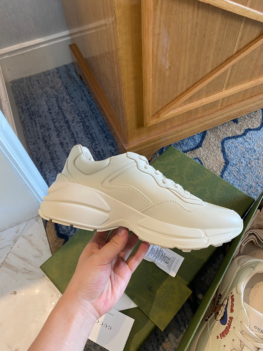 Gucci Rhyton Sneaker