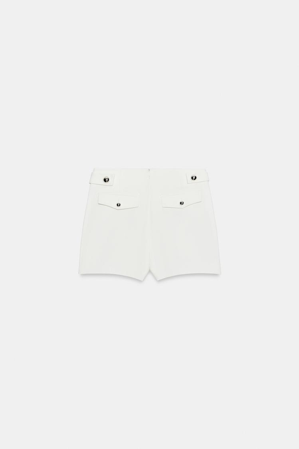 ZARA ШОРТЫ С МЕТАЛЛИЧЕСКИМИ ПУГОВИЦАМИ, ЭКРЮ