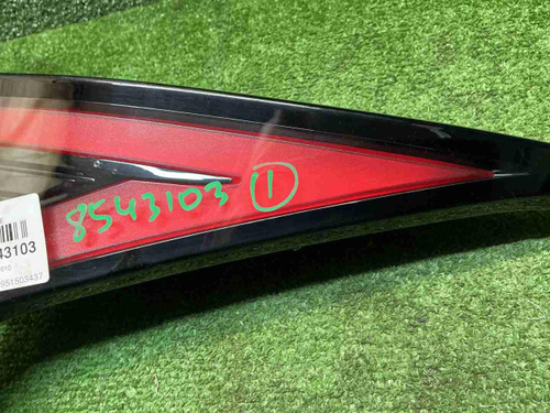 Фонарь левый внутренний Kia Sportage 5 NQ5 (21-нв)