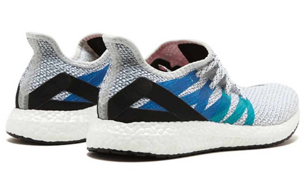 Кроссовки Adidas Ultraboost Light