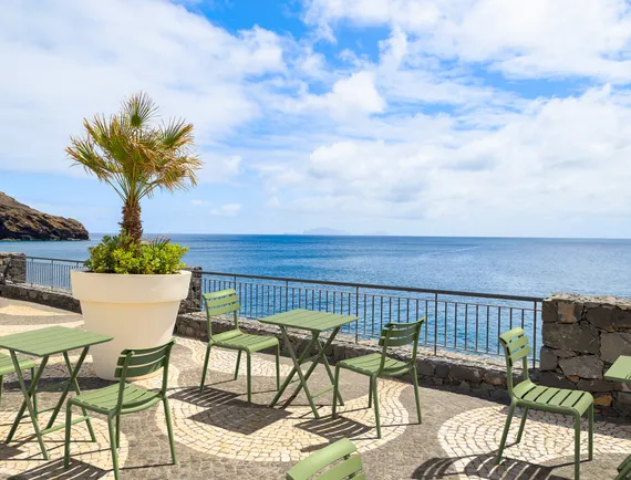 Helen Folding Table 60