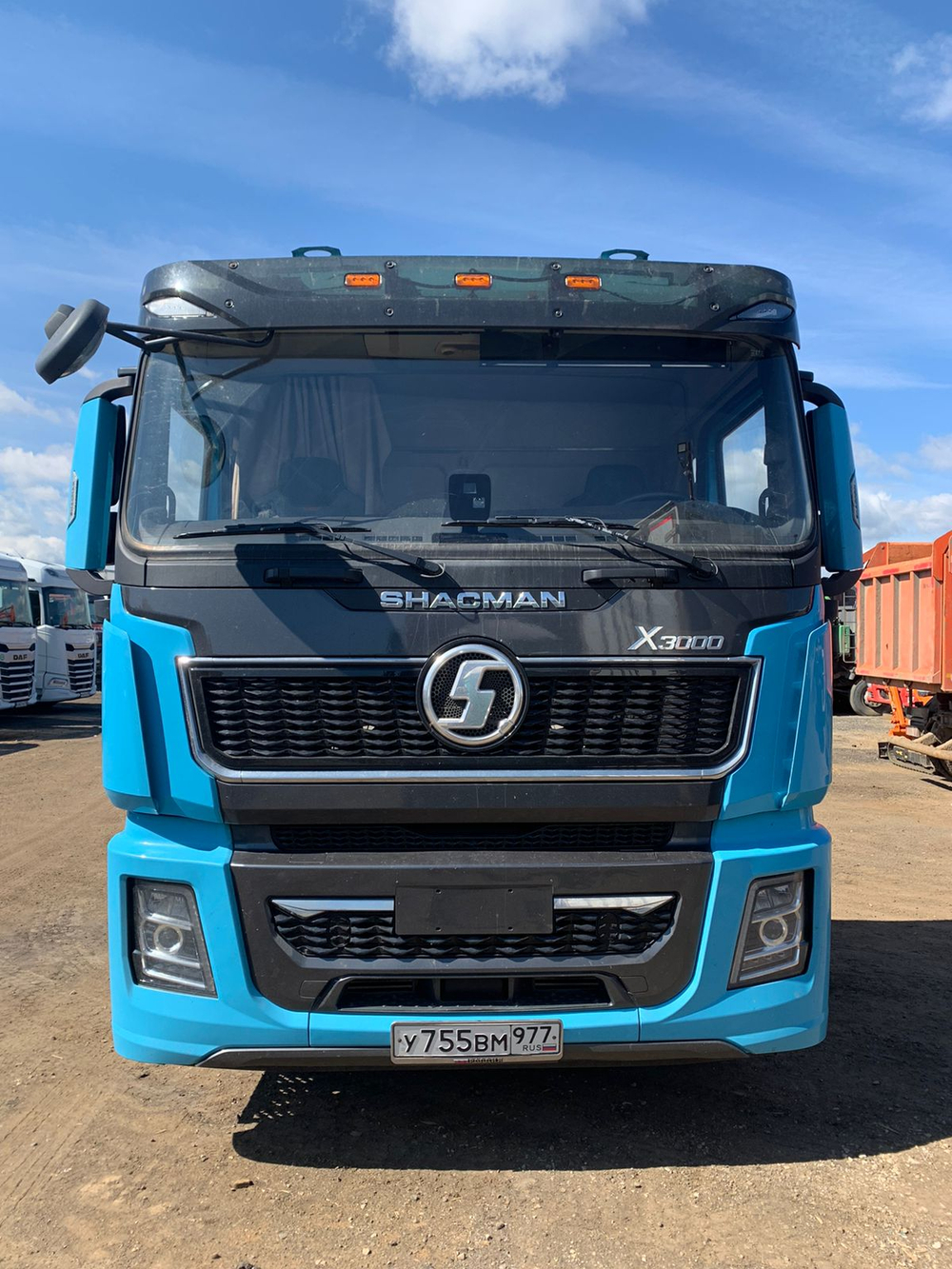 Shacman (Shaanxi) SX* 4x2 Седельный тягач SX418843381 (Дизельный, 12,5 л, 544 л.с., АТ)