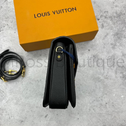 Черная кожаная сумка Pochette Metis Louis Vuitton