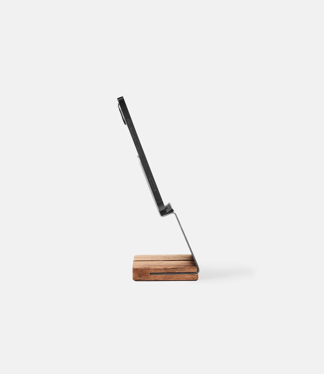 NOOE Hands-on Walnut — подставка для телефона