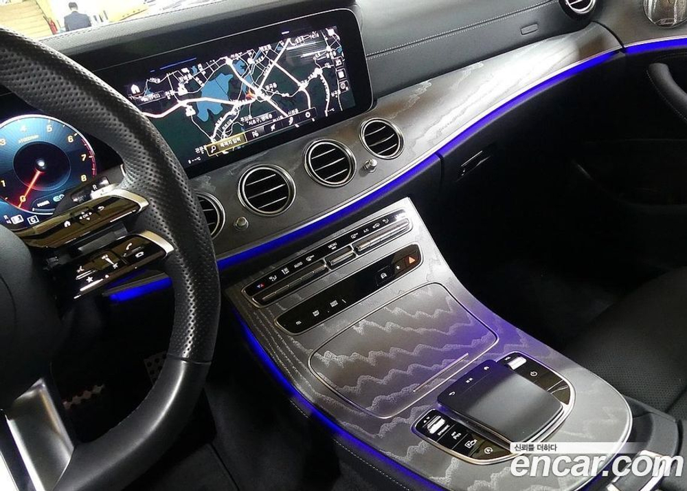 Mercedes-Benz E-Class W213 E350 4MATIC AMG Line (05.2023)