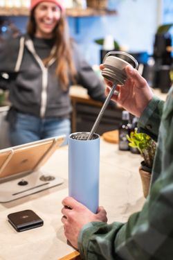 Термокружка Klean Kanteen TKWide Twist Cap 20oz (592 мл) Clear Sky