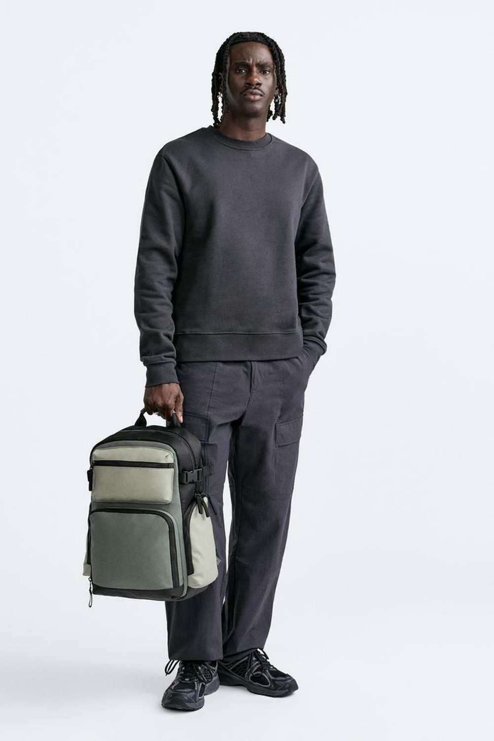 ZARA ПРОРЕЗИНЕННЫЙ РЮКЗАК С НЕСКОЛЬКИМИ КАРМАНАМИ, ЗЕЛЕНЫЙ