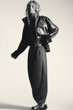 ZARA БРЮКИ-ШАРОВАРЫ ИЗ НЕЙЛОНА С ЭЛАСТИЧНЫМИ МАНЖЕТАМИ, ГОРЧИЧНЫЙ