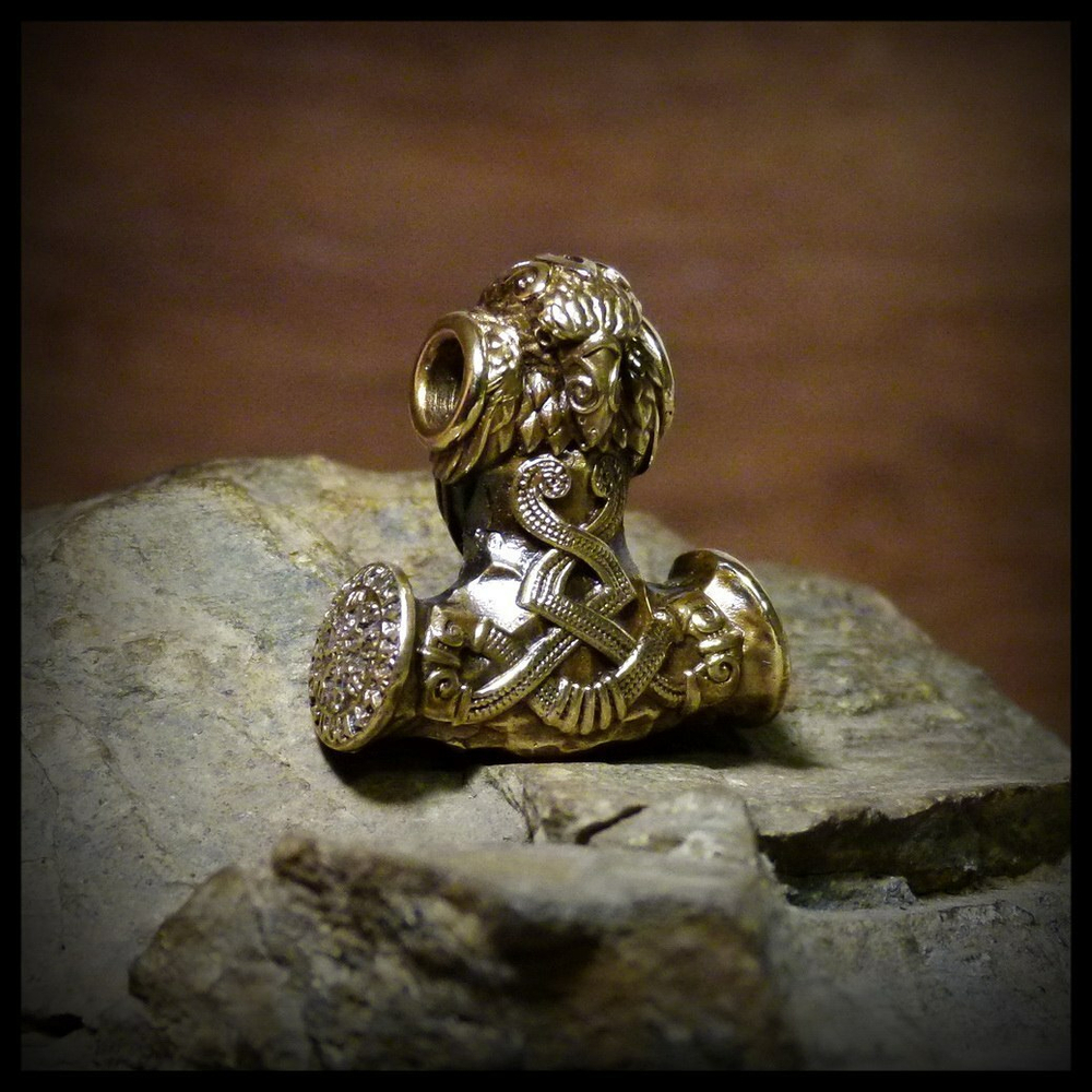 Кулон- подвеска "Молот Тора - Ворон" латунь