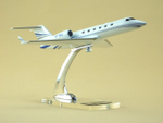 Модель самолёта Gulfstream 450 (М1:100)