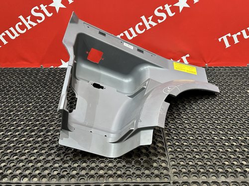 Корпус подножки левый