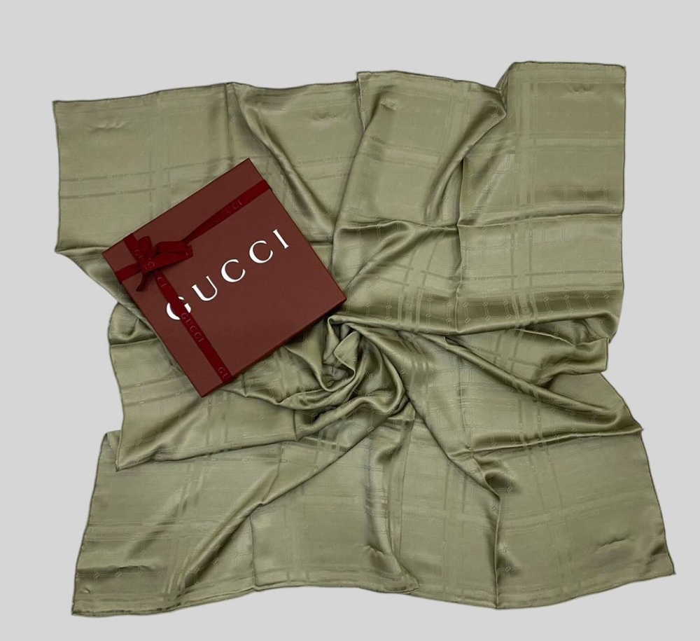 Платок Gucci