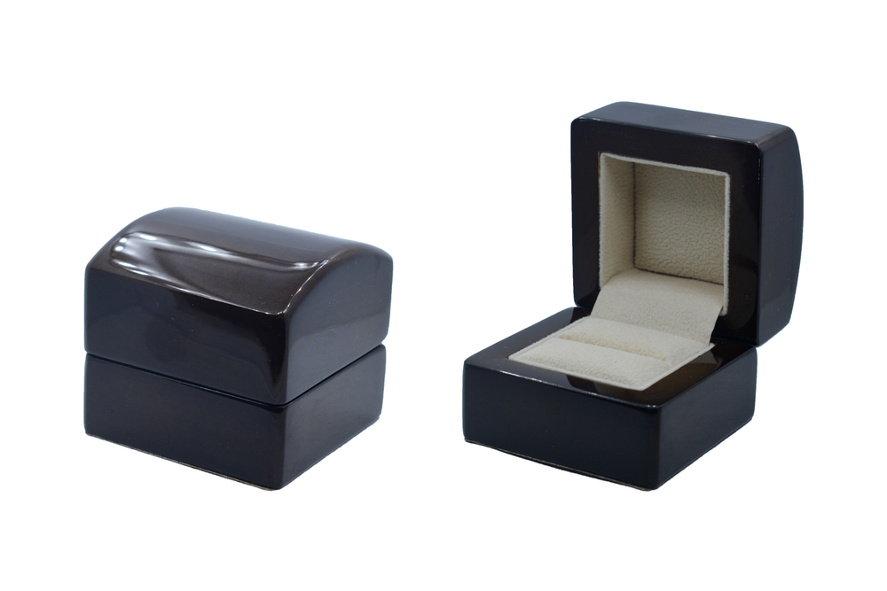 Футляр под кольцо (коричневый, дерево глянец)