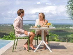 Стол пластиковый Sky Table 70