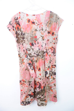 Блузка Mango удлиненная с кармашками, визуально на 42 размер