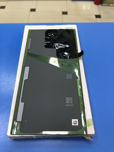 Samsung S918 Galaxy S23 Ultra Задняя крышка зелёная Оригинальная Сервисная GH82-30265C