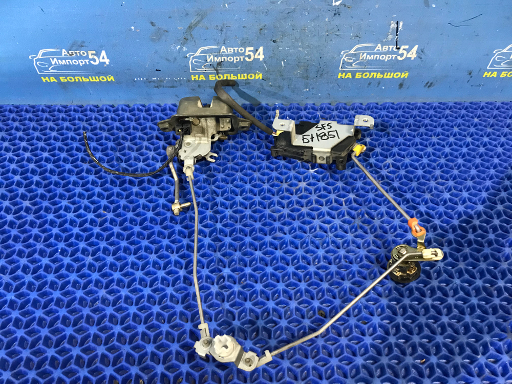Замок багажника SUBARU FORESTER 1999-2002