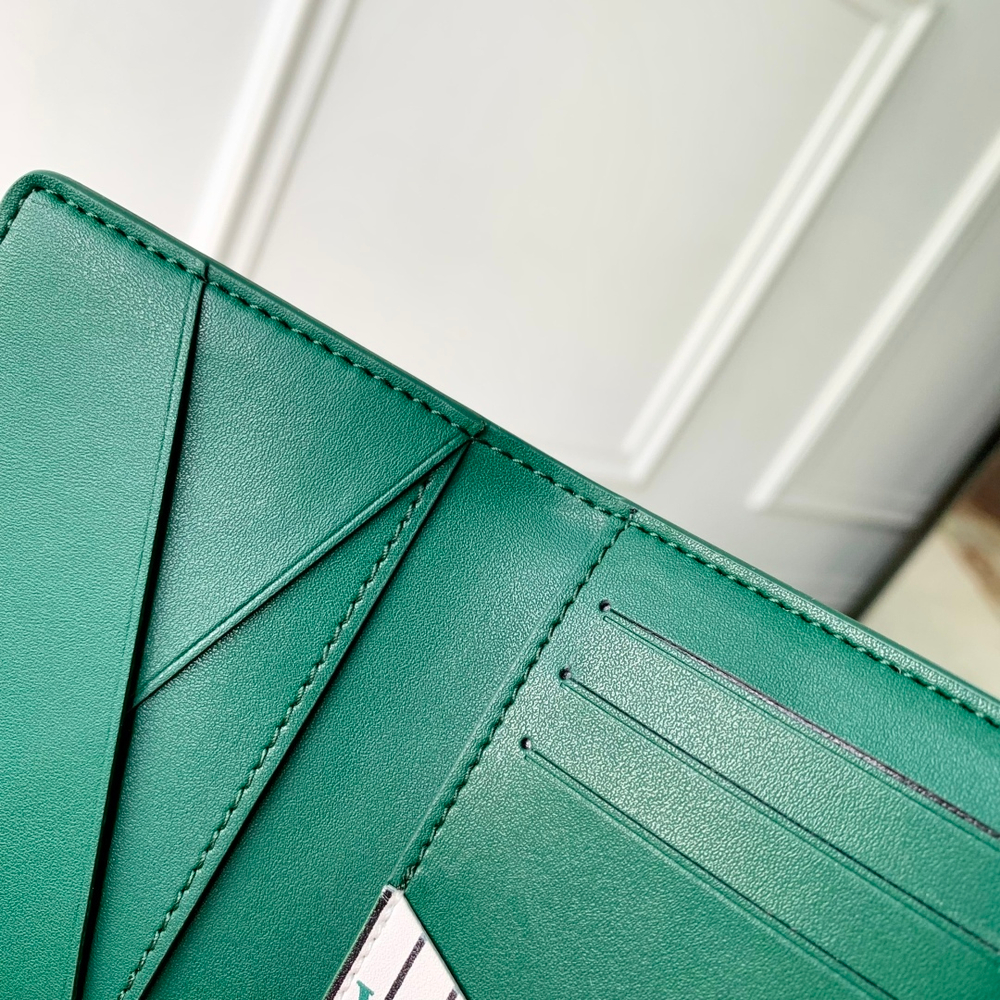 Louis Vuitton Pocket Organizer