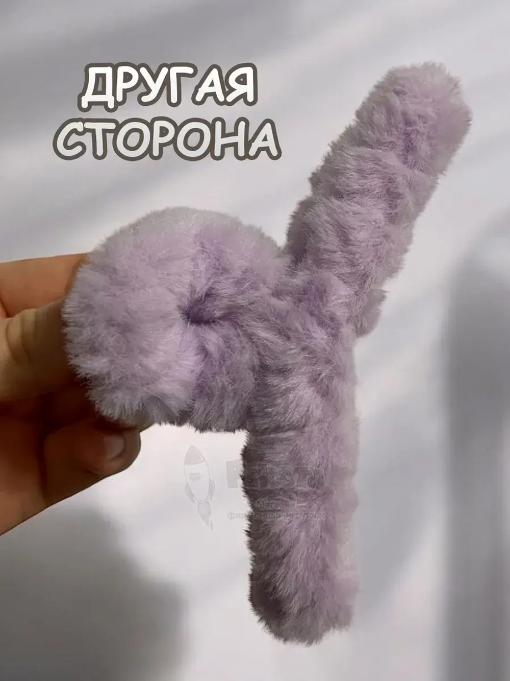 Заколка крабик краб для волос пушистый плюшевый Hello Kitty