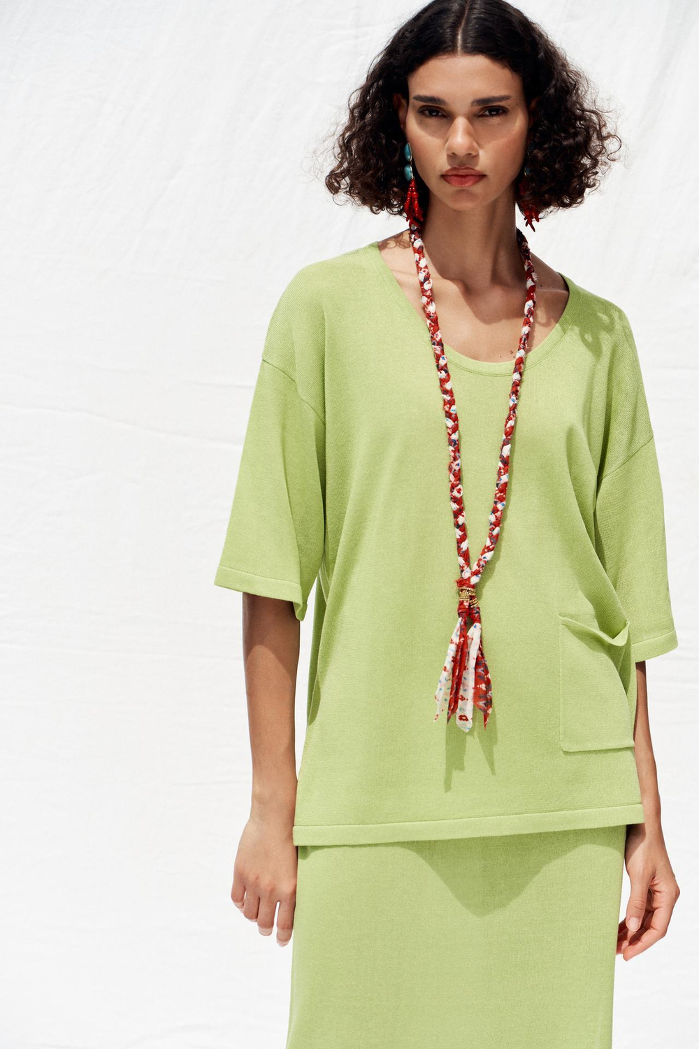 ZARA ТРИКОТАЖНЫЙ ТОП ОВЕРСАЙЗ С КОРОТКИМИ РУКАВАМИ, ЗЕЛЕНЫЙ