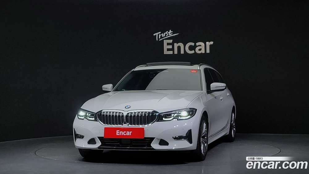 BMW 3 Series (G20) 320i Touring Luxury (06.2021)