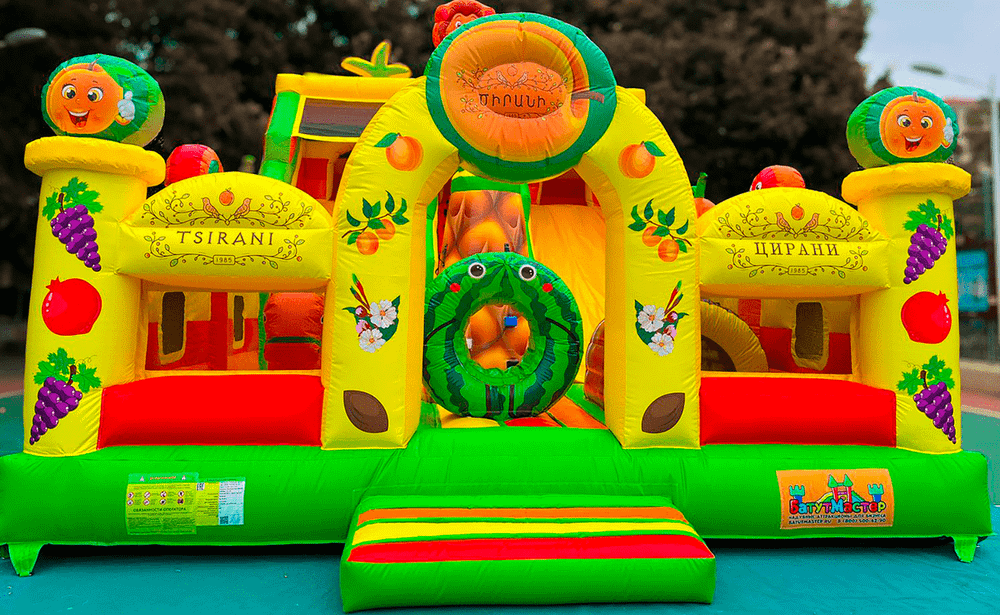 Коммерческий надувной батут « Спелый абрикос», 10*6*5 м