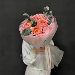 Букет из пионовидных роз