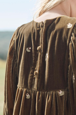 ZARA ПЛАТЬЕ С ВЫШИВКОЙ, ЗЕЛЕНЫЙ