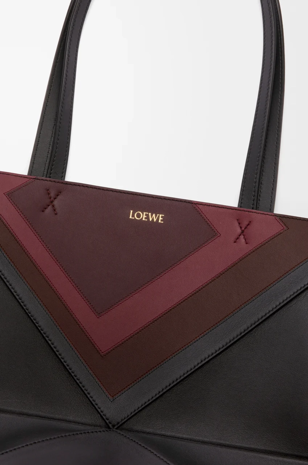 Loewe Средняя складная сумка-тоут Puzzle Fold из телячьей кожи наппа, черный
