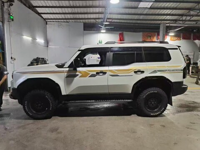 Toyota LandCruiser Prado 250 лифт-комплект регулируемой подвески +2" ST8000