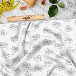 Ткань лен зверята на облаках