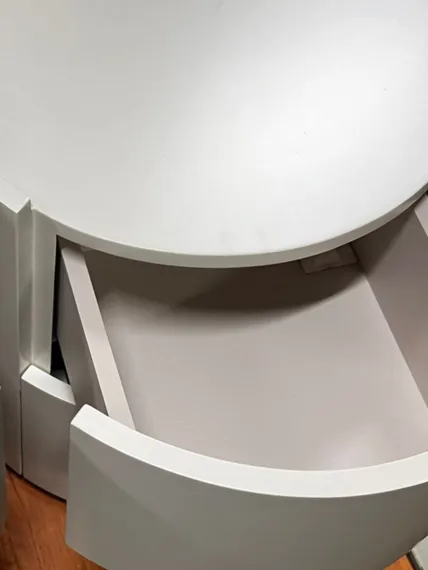 Прикроватная тумбочка 4470 с двумя ящиками, белая