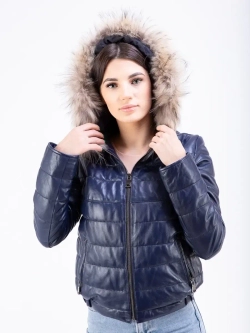 Куртка женская из натуральной кожи с капюшоном Турция