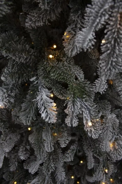 Ель Стильная заснеженная 260 см., 816 LED ламп, литая хвоя+пвх, Black Box (74350)