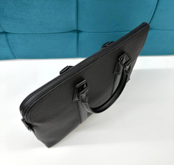 Портфель Louis Vuitton Takeoff