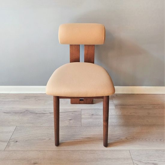 Стул дизайнерский Hippo дерево и ткань