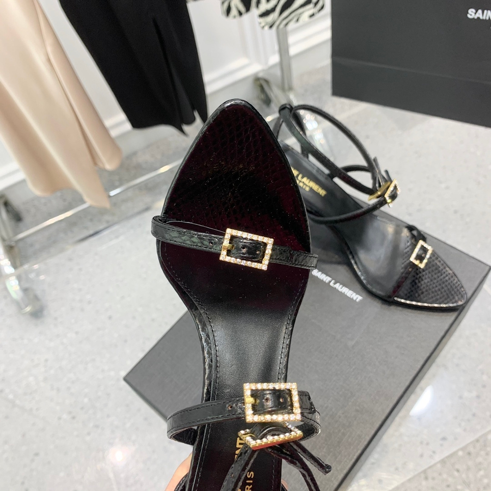 Saint Laurent Pumps