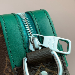 Louis Vuitton Trio Messenger