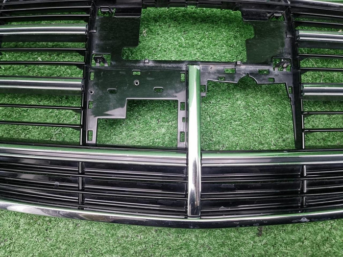 Решетка радиатора Mercedes S W223 (2020-н.в.)