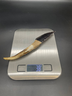 Обсидиановый нож с рукоятью из рога оленя 18 см изогнутый