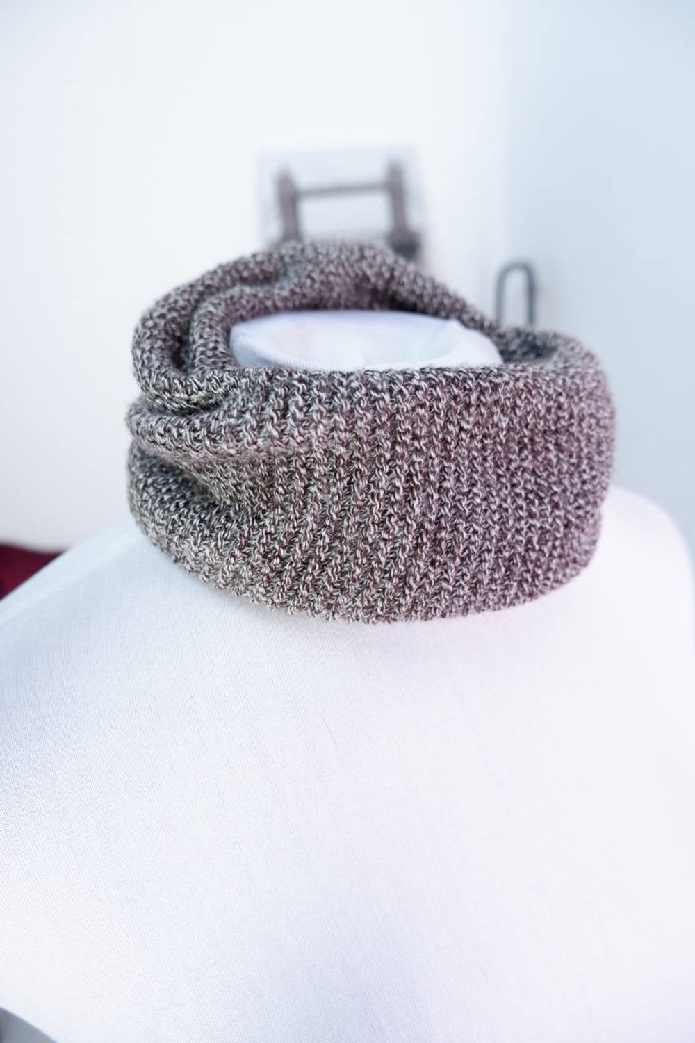 Снуд серого цвета детский