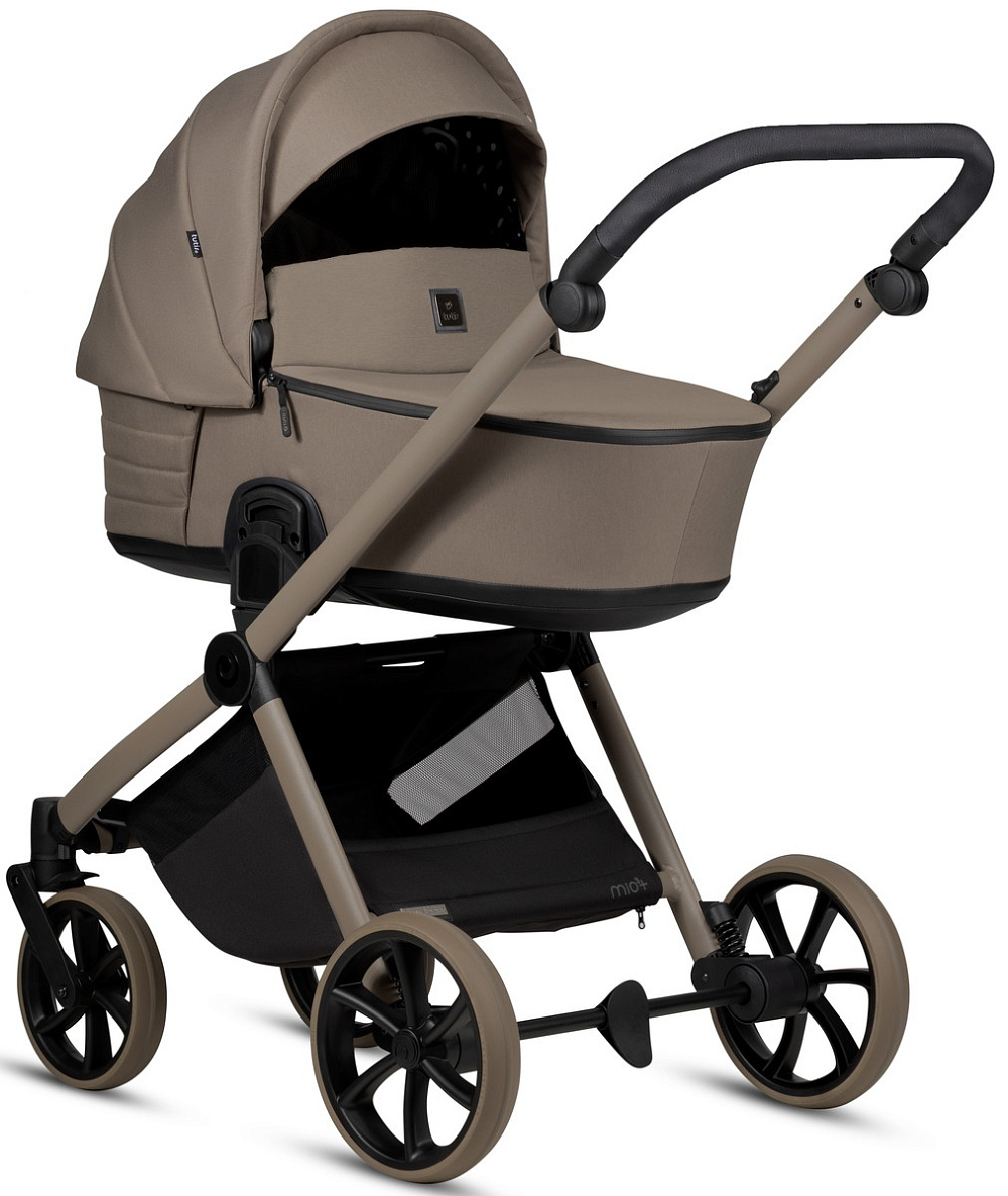 Детская коляска Tutis Mio 3 Plus Essential New 3 в 1 с автокреслом Beno Black 1622078 Taupe Deep