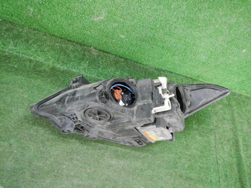 Битая Фара правая Genesis G80 (2016-2020) ксенон