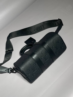 Сумка через плечо Louis Vuitton Keepall 25