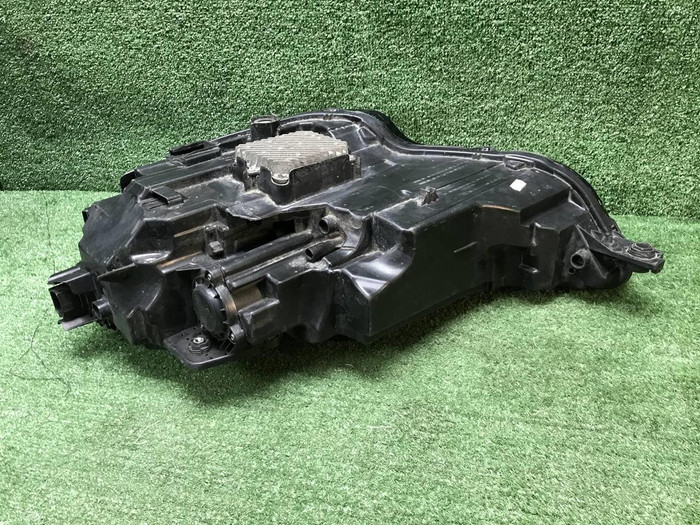 Фара правая Audi A3 4 8Y (2020-2024) LED