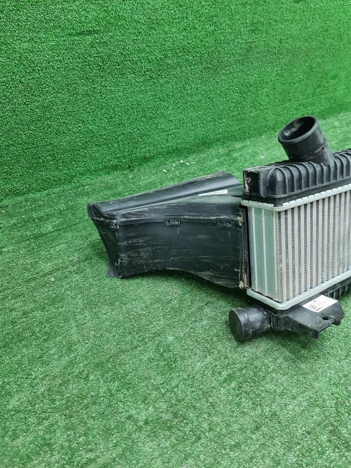 Интеркулер правый Lixiang L7 (2022-н.в.)