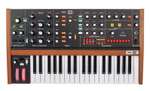 Behringer Poly D