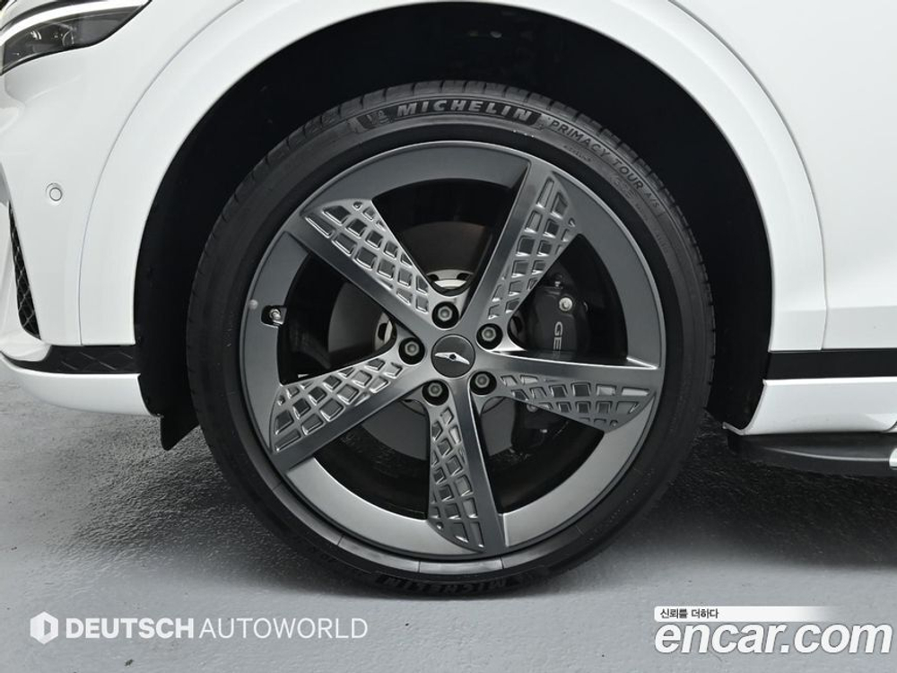 Genesis GV70 2.5T Бензин AWD (01.2022)