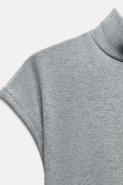 ZARA ТОП В РУБЧИК С ВОРОТНИКОМ-СТОЙКОЙ, СЕРЫЙ С МЕЛАНЖЕВЫМ ЭФФЕКТОМ